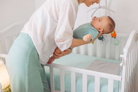 baby sleeping cot