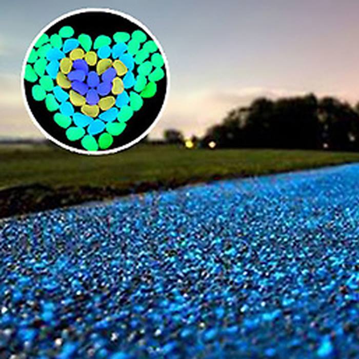 Hundreds of Solar Powered GlowInTheDark Garden Pebbles 3 Colours